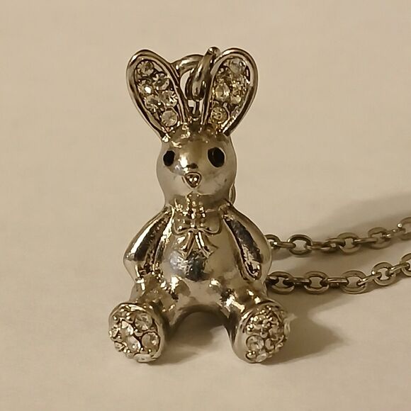 Rabbit Bunny Rhinestone Silver-Toned Pendant Necklace Fashion Costume Jewelry - Picture 1 of 11